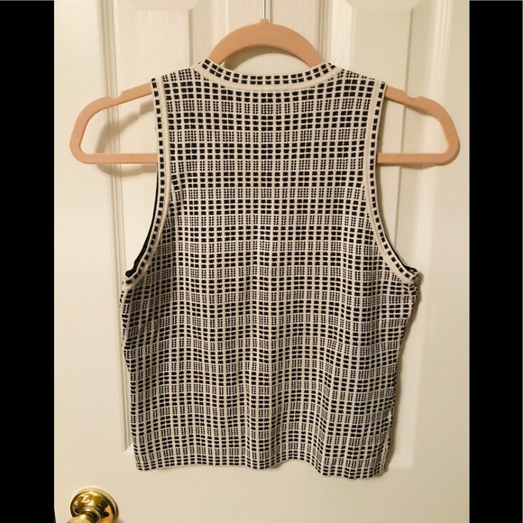 Black and white plaid THEORY knit tank top - Picture 3 of 9